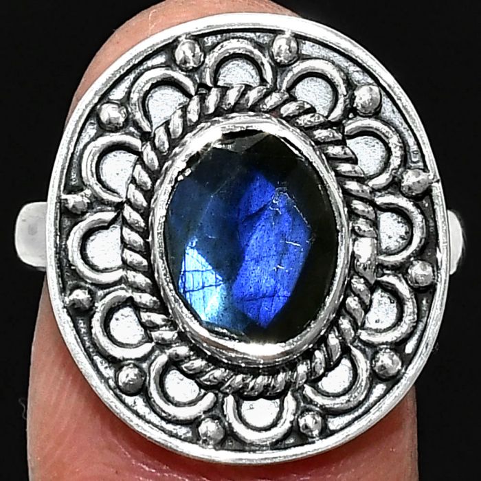 Blue Fire Labradorite Checker Ring size-8 SDR243123 R-1256, 8x10 mm