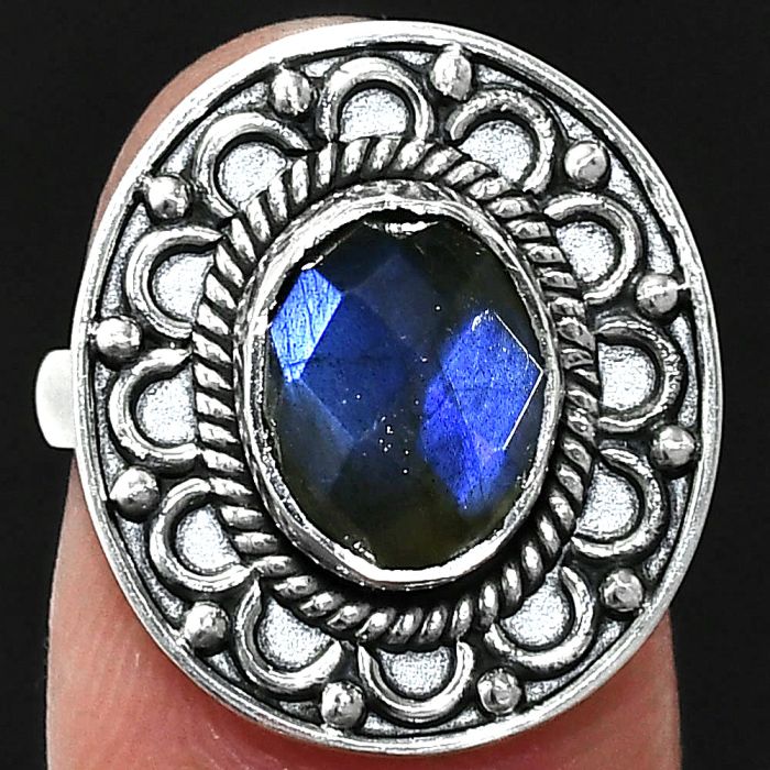 Blue Fire Labradorite Checker Ring size-6 SDR243124 R-1256, 8x10 mm