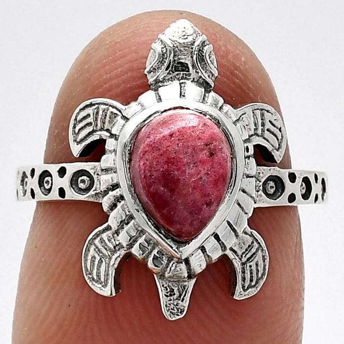 Tortoise - Pink Thulite Ring size-6 SDR243349 R-1076, 6x8 mm