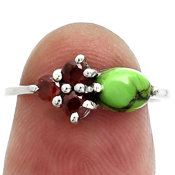 Green Matrix Turquoise and Garnet Ring size-6 SDR243407 R-1250, 7x5 mm