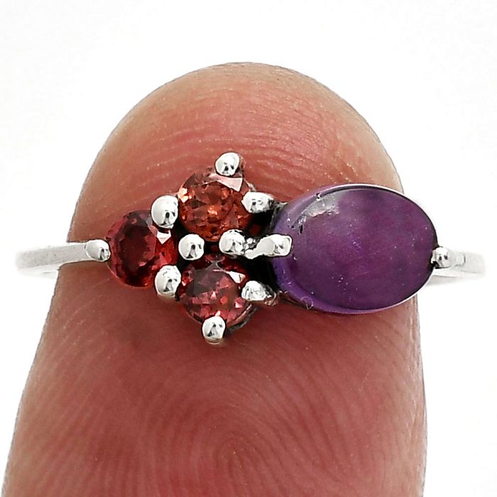 Amethyst and Garnet Ring size-7 SDR243419 R-1250, 7x5 mm