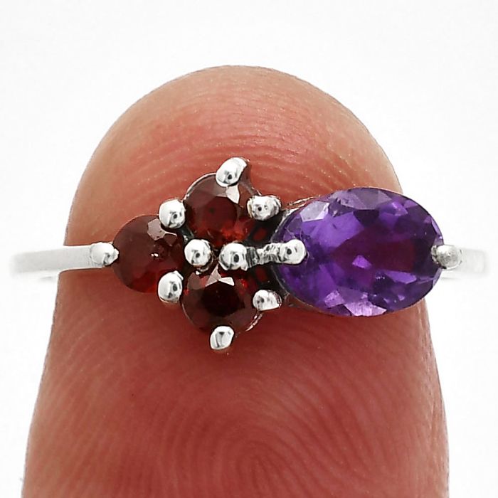 Amethyst and Garnet Ring size-7 SDR243474 R-1250, 7x5 mm