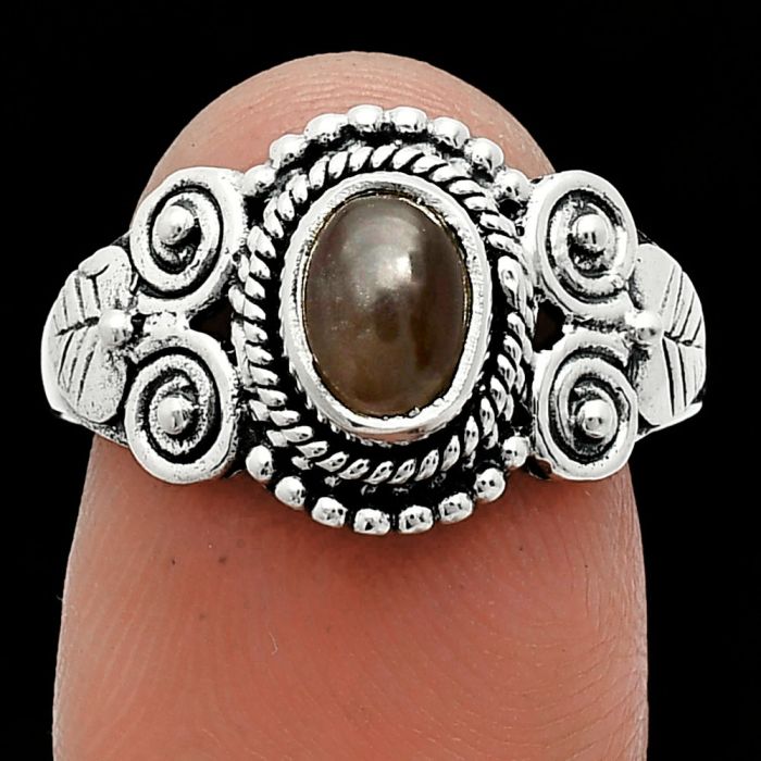 Gray Moonstone Ring size-8 SDR243611 R-1280, 7x5 mm