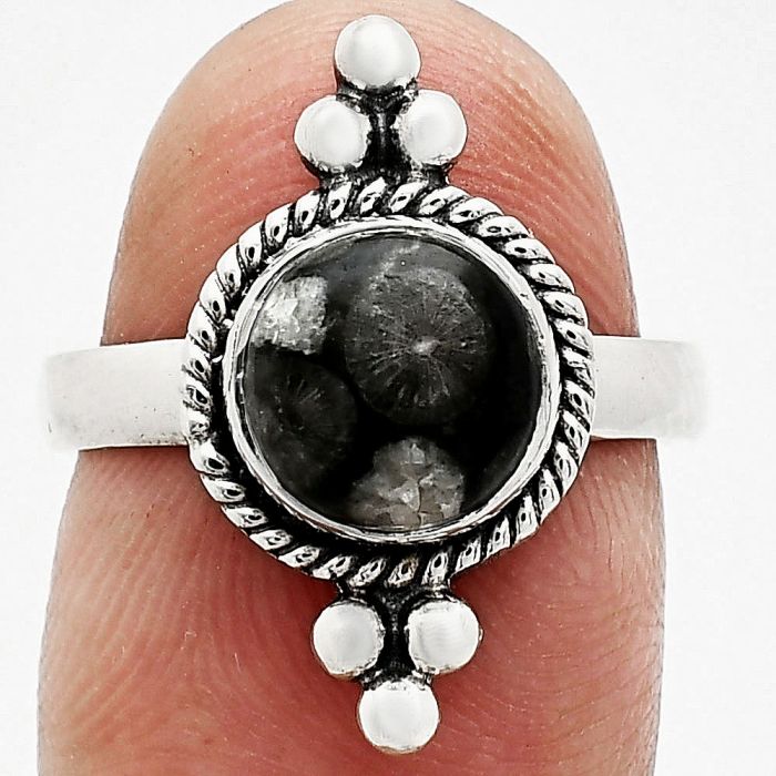 Black Flower Fossil Coral Ring size-7 SDR243756 R-1127, 8x8 mm