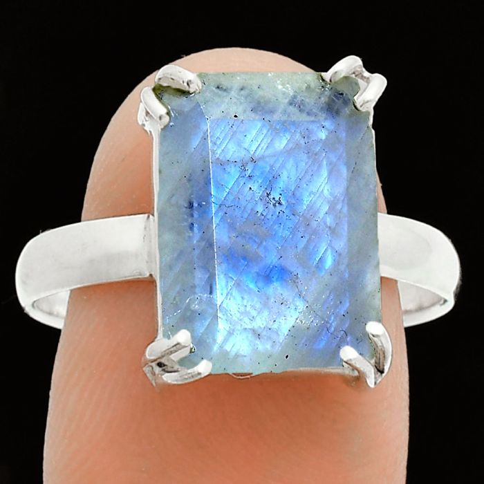 Faceted Rainbow Moonstone Ring size-10 SDR243964 R-1020, 10x14 mm