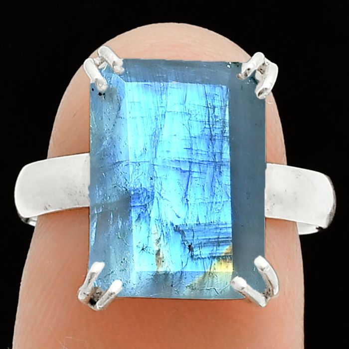 Faceted Rainbow Moonstone Ring size-7 SDR243972 R-1020, 10x14 mm