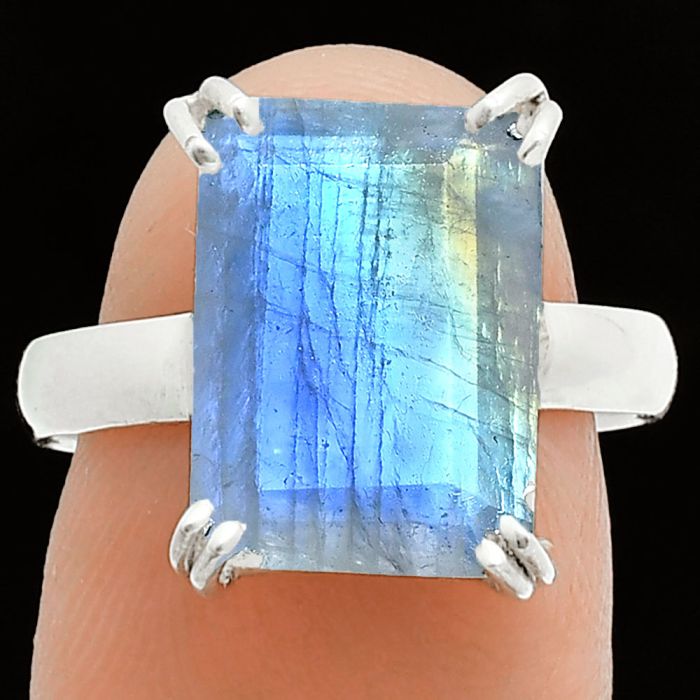 Faceted Rainbow Moonstone Ring size-8 SDR243975 R-1020, 10x14 mm