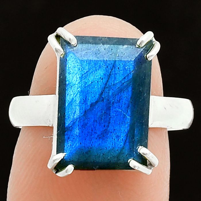 Faceted Blue Labradorite Ring size-8 SDR243982 R-1020, 10x14 mm