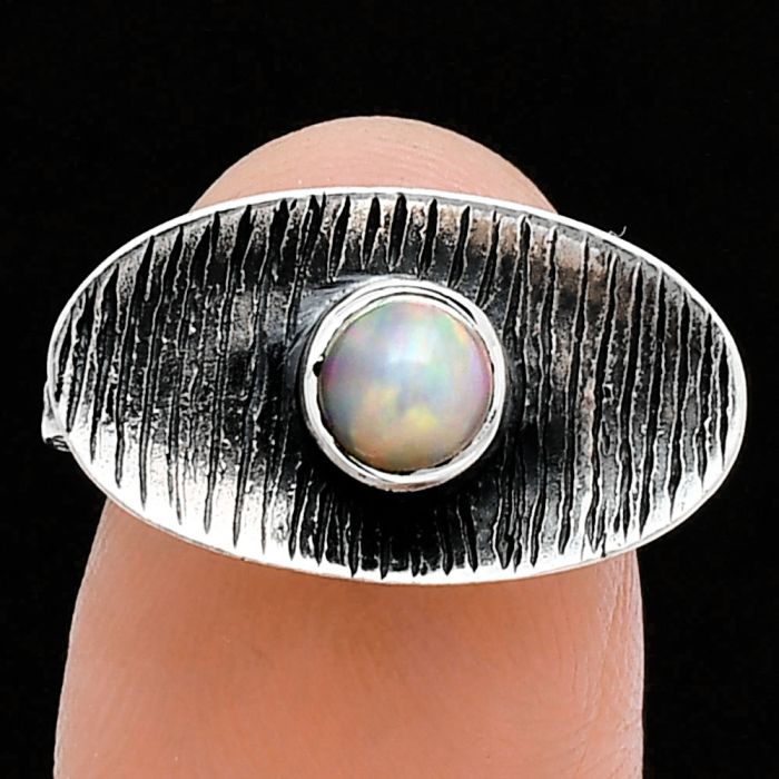 Ethiopian Opal Ring size-6 SDR244278 R-1573, 5x5 mm