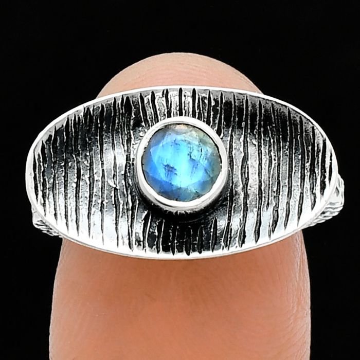 Faceted Rainbow Moonstone Ring size-7 SDR244285 R-1573, 5x5 mm