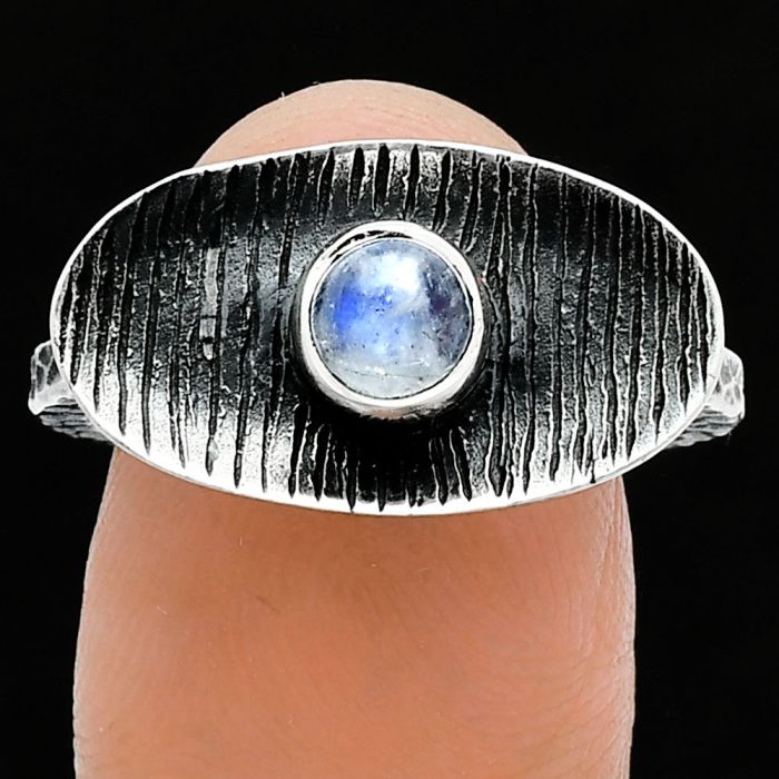 Rainbow Moonstone Ring size-8.5 SDR244289 R-1573, 5x5 mm