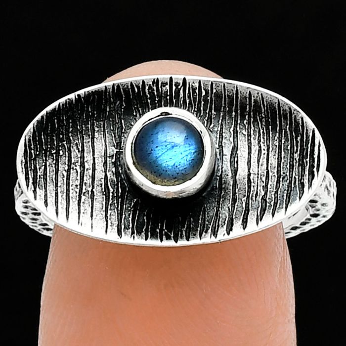 Blue Fire Labradorite Ring size-8 SDR244291 R-1573, 5x5 mm