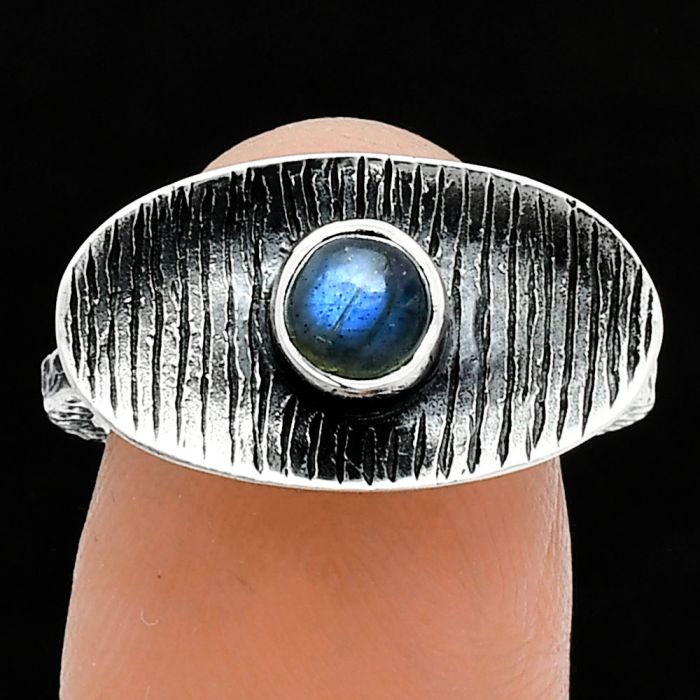 Blue Fire Labradorite Ring size-7 SDR244292 R-1573, 5x5 mm