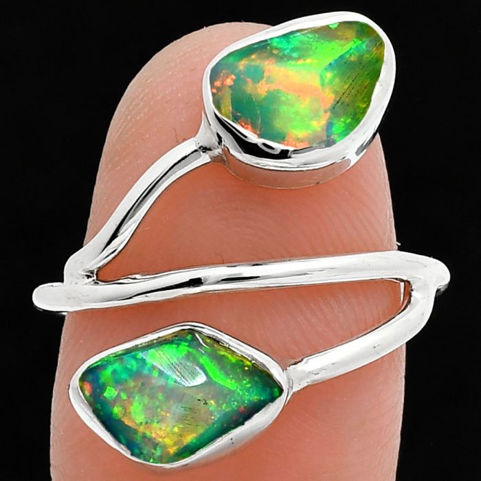 Ethiopian Opal Rough Ring size-8 SDR244511 R-1169, 6x10 mm