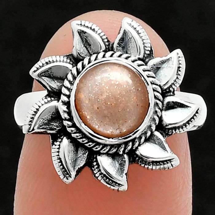 Sun - Sunstone Ring size-6.5 SDR244770 R-1617, 7x7 mm