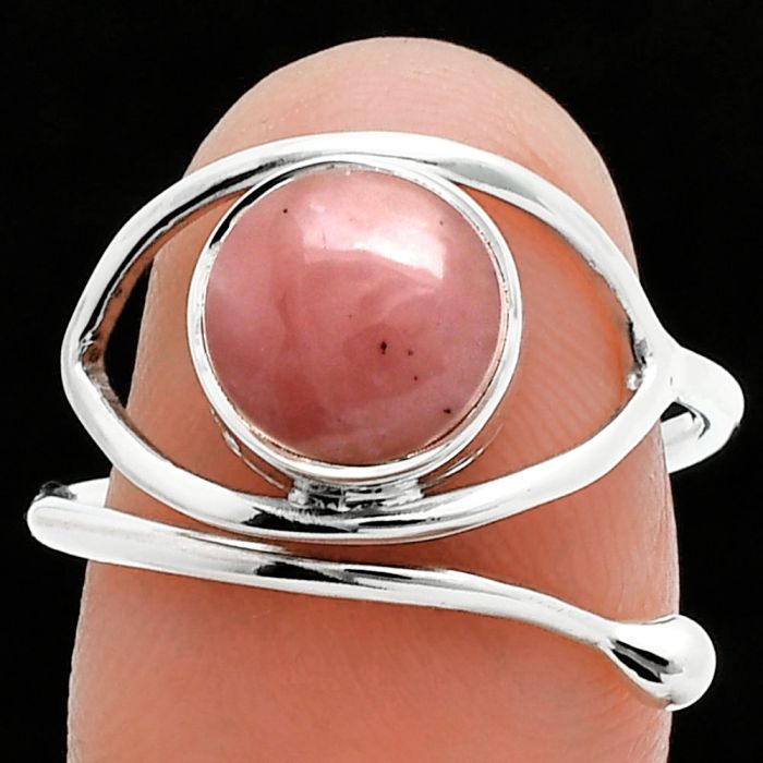 Adjustable Eye - Guava Quartz Ring size-8.5 SDR244875 R-1254, 8x8 mm