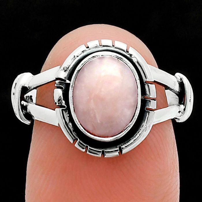 Pink Opal Ring size-8 SDR244985 R-1533, 7x9 mm