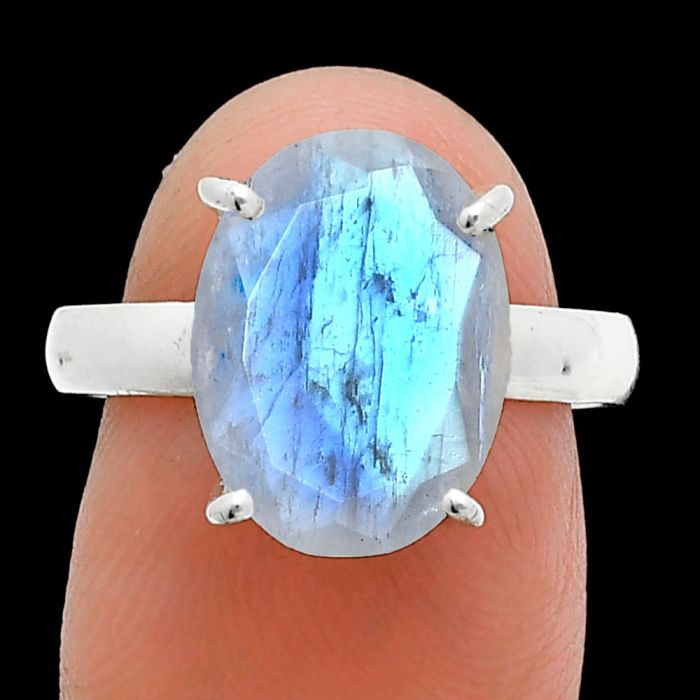 Faceted Rainbow Moonstone Ring size-8 SDR245002 R-1019, 10x14 mm