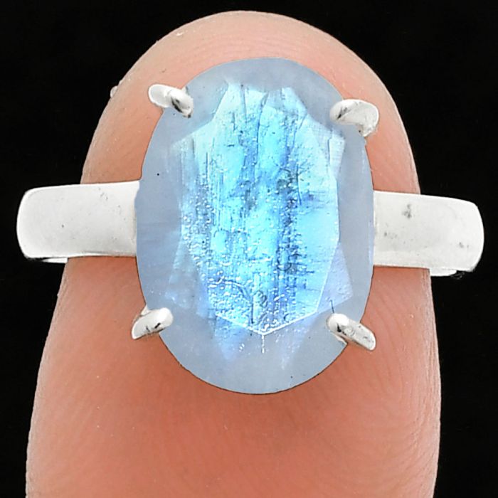 Faceted Rainbow Moonstone Ring size-8 SDR245012 R-1019, 10x14 mm