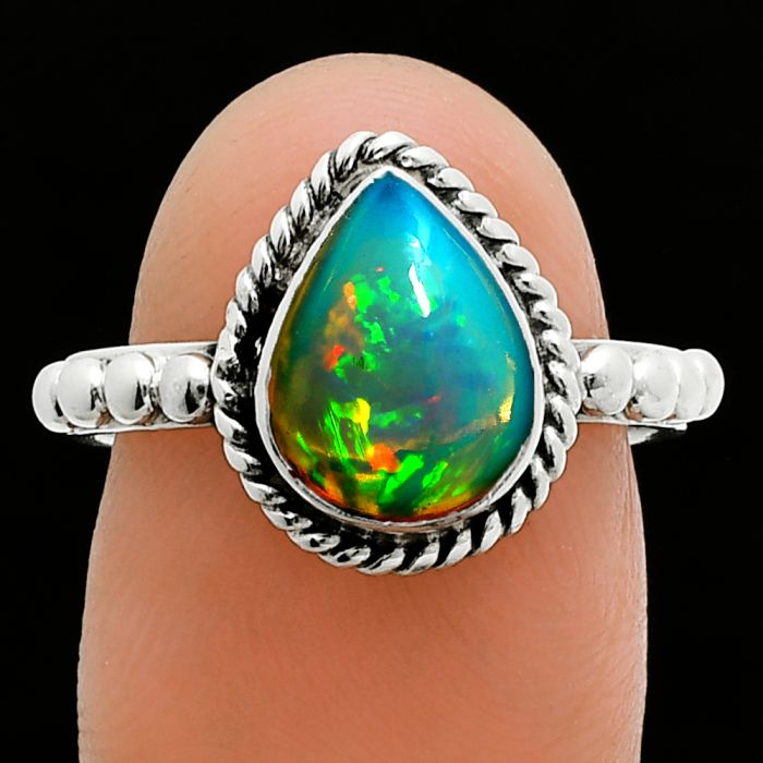 Ethiopian Opal Ring size-7 SDR245192 R-1252, 8x10 mm