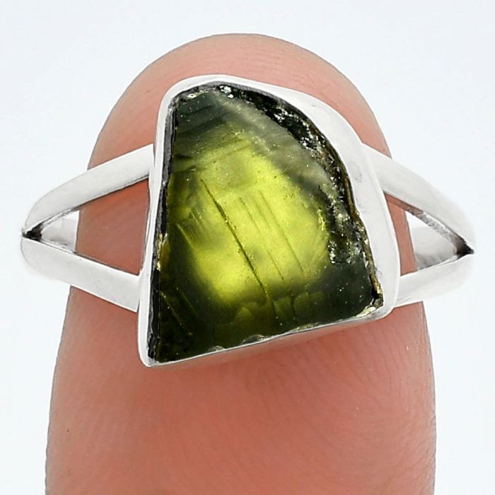 Genuine Czech Moldavite Rough Ring size-8.5 SDR245227 R-1002, 10x12 mm