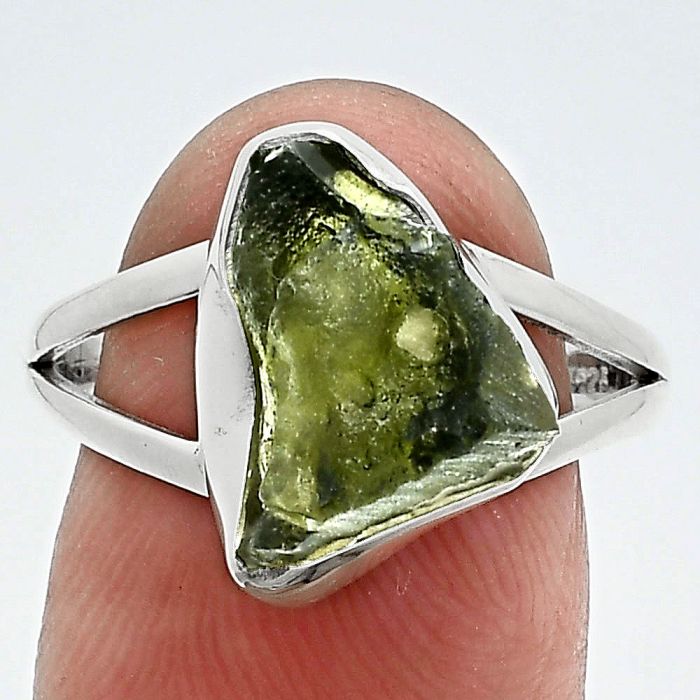 Genuine Czech Moldavite Rough Ring size-8.5 SDR245310 R-1002, 9x13 mm