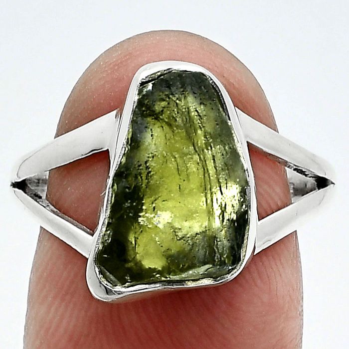 Genuine Czech Moldavite Rough Ring size-8.5 SDR245312 R-1002, 9x13 mm