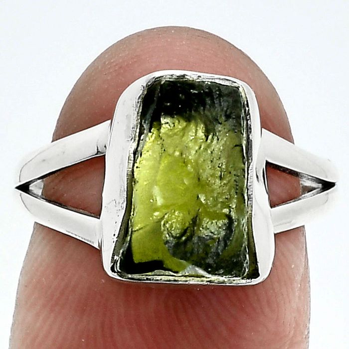 Genuine Czech Moldavite Rough Ring size-6.5 SDR245315 R-1002, 8x11 mm