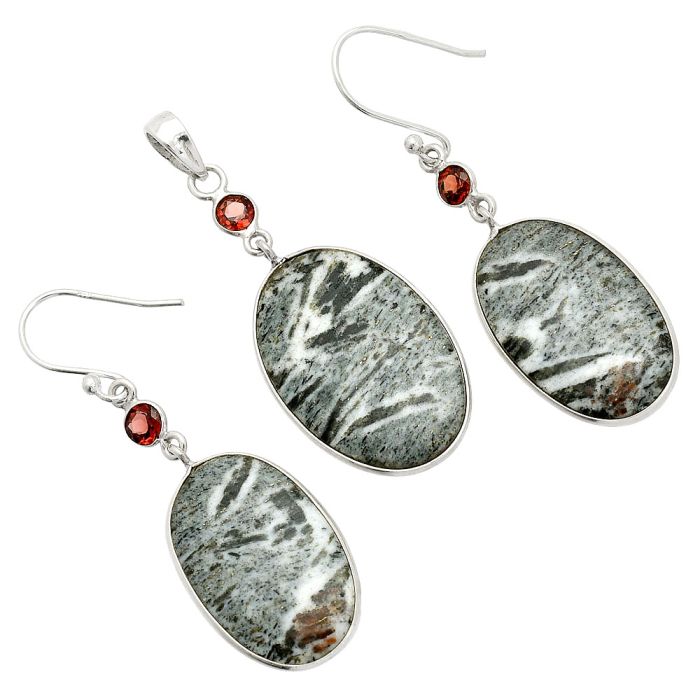 Hornblende and Garnet Pendant Earrings Set SDT03305 T-1010, 17x25 mm